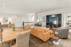 Charming Serenbe Carriage House - Image 2