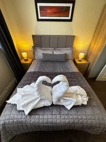 Stylish Cosy Flat Free Parking | Central & Beach - Image 2