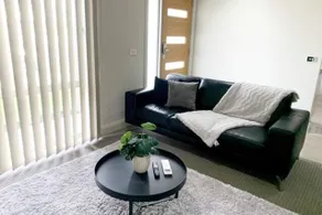 Stylish townhouse close to Morwell CBD - Image 5