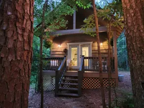 The Romantic Greystone Cottage - Image 2