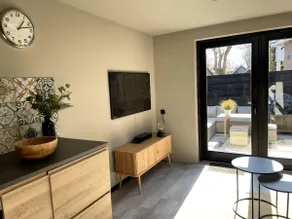 Modern guest house. - Image 3