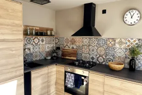 Modern guest house. - Image 4