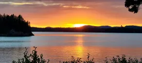 Charlotte's Utopia: Private Lakefront Escape - Image 3