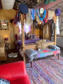 Glamping Lodge (Nr York) - Image 2