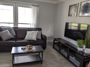 Renovated home. 15 minutes to Downtown Raleigh. - Image 5