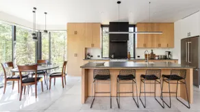 Modern Sophistication Bathed in Natural Light - Image 5
