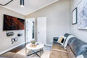 SLC Home 2Bd|1Ba Duplex - Image 4