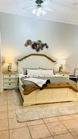 Guesthouse at The Farmstead - Image 4