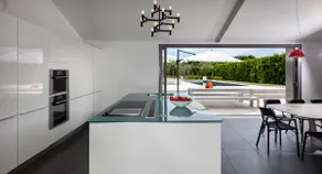 LUXURIOUS FARMHOUSE – Pool and Tennis - Image 2
