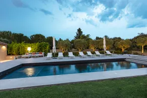 LUXURIOUS FARMHOUSE – Pool and Tennis - Image 5