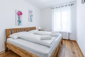 Family apartment in great neighborhood - garage - Image 4