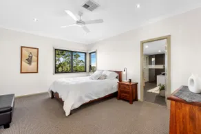 The Vista at The Bay! Spacious and pet friendly. - Image 5