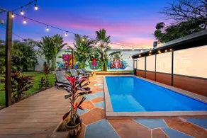 3/2 BOHO Retreat, Heated POOL,PETs 10 min to BEACH - Image 3