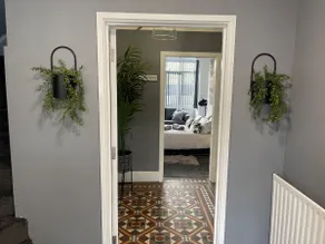 Casa Lobo's Beautiful Suites Apartment 1 free offroad parking - Image 3