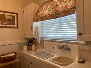 Boxwood Cottage Suite 420 - Image 5