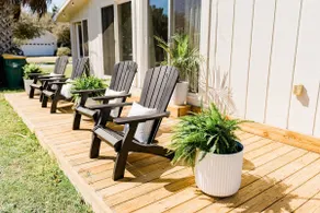 Hot Tub - Luxe Beach Bungalow, Steps to the Beach - Image 2