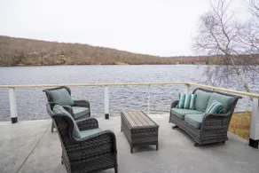 Entire Lakefront House on Pattagansett - Image 4