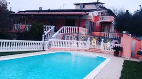 VILLA ENNIO PRIVATE SPA VILLA POOL JACUZZI SAUNA-YOGA RETREAT 10 MIN FROM ROME - Image 3