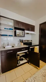 Luxury new 2 bedroom apartment - Image 4