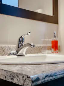 Luxury new 2 bedroom apartment - Image 5