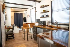 New Moonlight Ridge-Shipping Container Home - Image 2