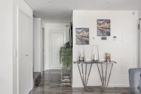 Modern architecture villa - Image 3