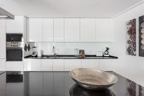 Modern architecture villa - Image 5