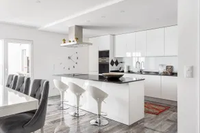 Modern architecture villa - Image 4