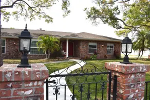 Paradise St. Pete Large Home - Image 2