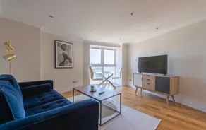 Luxurious 1 bed with Shard Views - Image 5