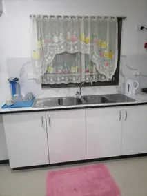 Jet Set Holiday Home - Image 5