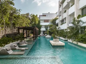 Enjoy Sunsets at Fully Equipped Condo - Image 3