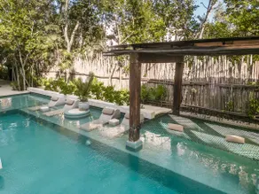 Enjoy Sunsets at Fully Equipped Condo - Image 5