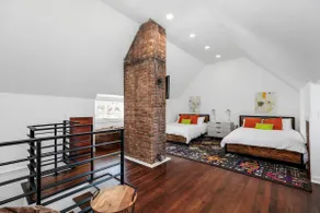 Sleeps 14! 10 Mins to Downtown + Driveway Parking - Image 2