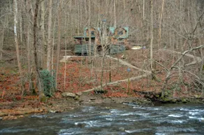 Cabin on Nantahala River! Dog-Friendly - Image 2