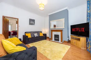 Cosy Two bedroom Terrace Blackburn - Image 2