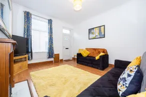 Cosy Two bedroom Terrace Blackburn - Image 5