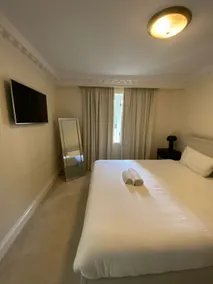 Modern apartment in Barnes, near river & station - Image 2