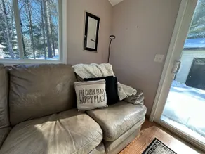 Private Cozy Cabin Near Beach and Trails - Image 2