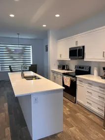 Bright, Clean, Cozy Winnipeg Home - Image 2