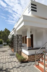 A Serene Villa amidst the Greens - Image 4