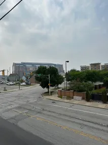 Stadium Stay #9 Eli Lilly Lucas Oil & Free Parking - Image 5