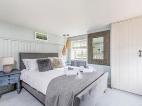 Beautiful Cottage In South Downs - Pass the Keys - Image 3