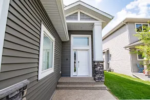 Modern 3BR/2BTH Upstairs Suite - Image 3