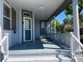 The Gray House - Image 4