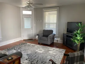 The Gray House - Image 3