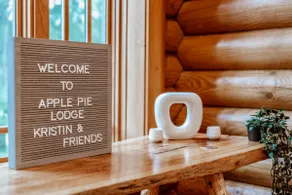 Apple Pie Lodge - Modern Luxury - Image 5