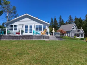 Charming Cottage by the Ocean - Image 3