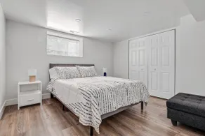 Large 4 Bed Apt in Rogers Park! - Image 5