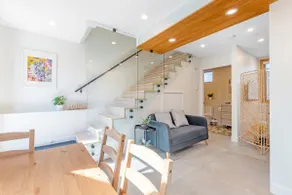 Private Modern House in Central Location - Image 5
